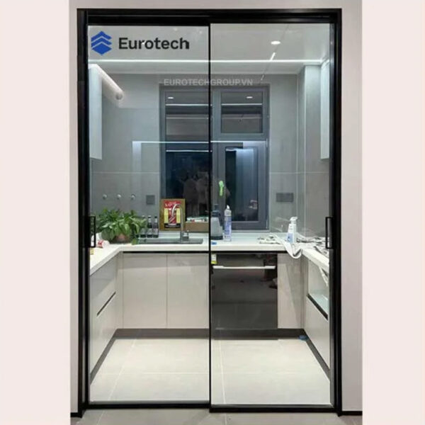 Cua Slim Eurotech 2 Canh Su Dung Ngan Phong Khach1